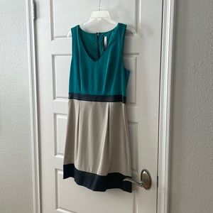 Kensie Dress with faux leather detail, lined